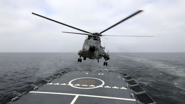 Вертолет Sea King