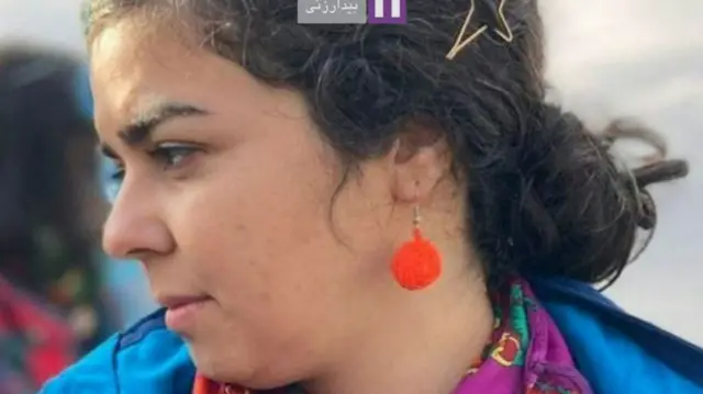 آمنه زمانی