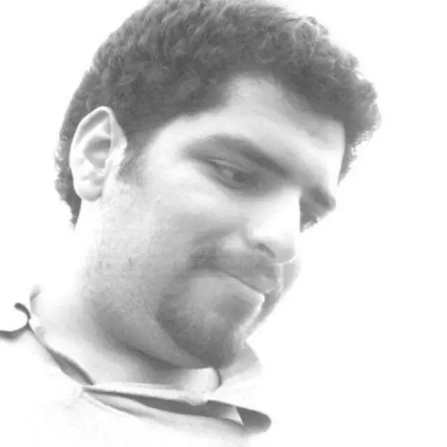روزنامه نگار
