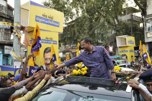 કેજરીવાલ, સુરત