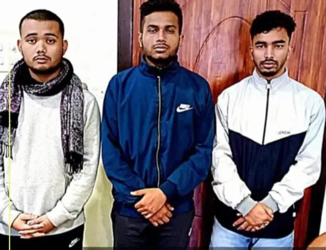 डिब्रूगढ़ विश्वविद्यालय में 'रैगिंग से परेशान' छात्र इमारत से कूदा