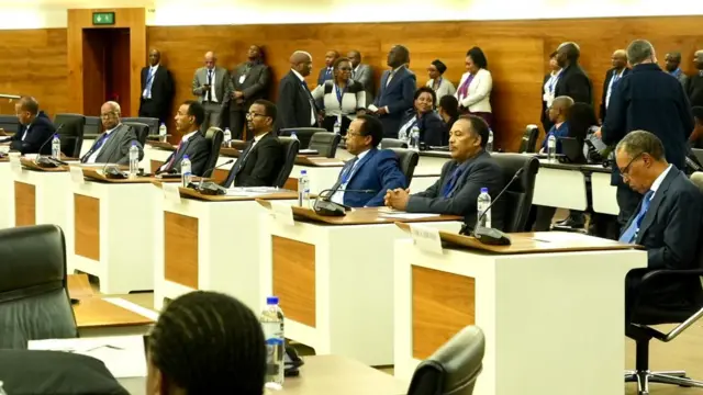 በደቡብ አፍሪካ ፕሪቶሪያ በኢትዮጵያ ፌደራል መንግሥት እና በህወሓት መካከል በተደረገው ድርድር ላይ የተሳተፉ የህወሓት ተወካዮች