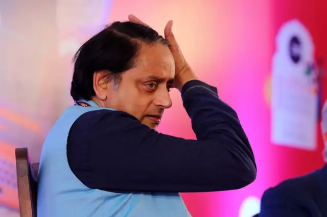 शशि थरूर