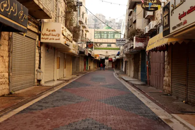 إضراب عام في نابلس