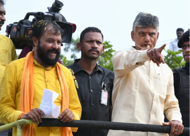 చింతమనేని ప్రభాకర్, చంద్రబాబునాయుడు