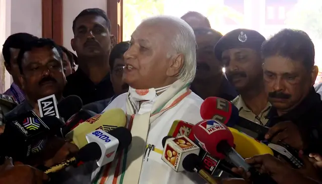 केरल के राज्यपाल आरिफ़ मोहम्मद ख़ान