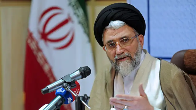اسماعیل خطیب در مصاحبه اخیرش عمدتا همان حرف‌هایی را زد که پیشتر آیت‌الله‌ خامنه‌ای نیز گفته  بود و در بیانیه مشترکت وزارت اطلاعات و سازمان اطلاعات سپاه نیز آمده بود