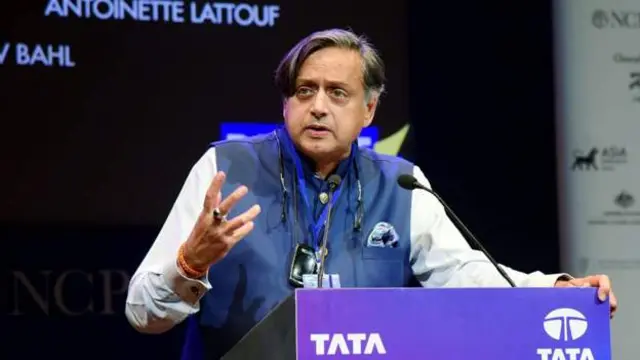 શશિ થરૂર