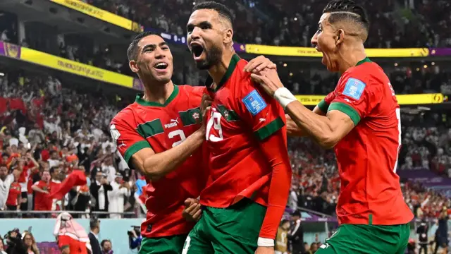 Ciyaartoyda Morocco oo u dabbaaldegayay guusha kadib markii ay 1-0 ku garaaceen Bortuqiiska