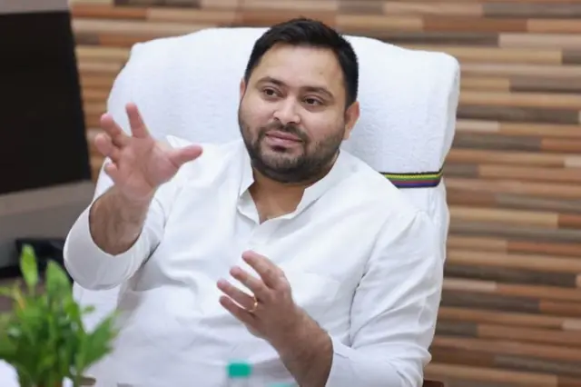 तेजस्वी यादव