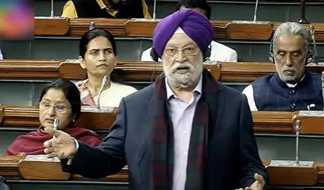 पेट्रोलियम मंत्री हरदीप सिंह पुरी