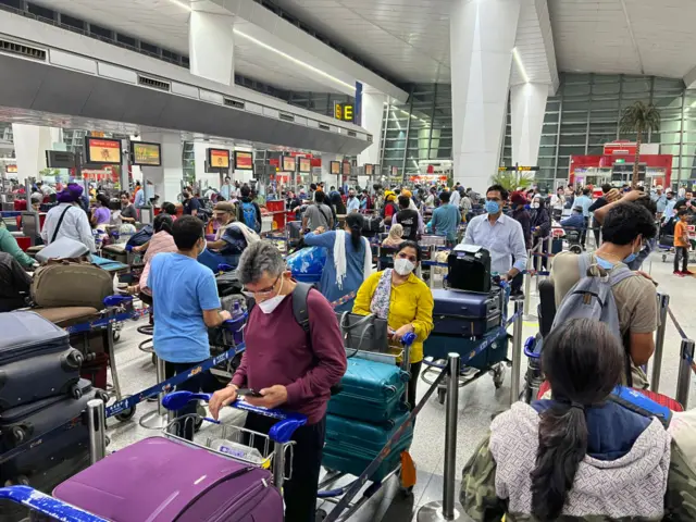 हवाई अड्डे