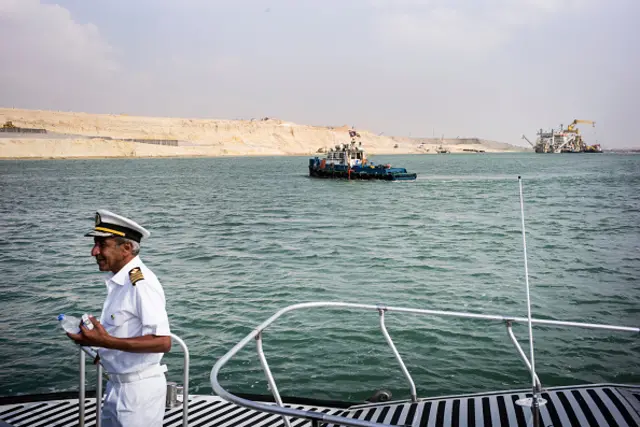 قناة السويس: وسط جدل بشأن التشريع الجديد، الرئيس المصري يؤكد أن "صندوق قناة السويس" هو لصيانتها وأرباحها