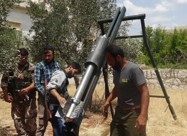 الصراع في سوريا: مقتل 6 من جماعة موالية لتركيا في اشتباكات مع القوات الحكومية