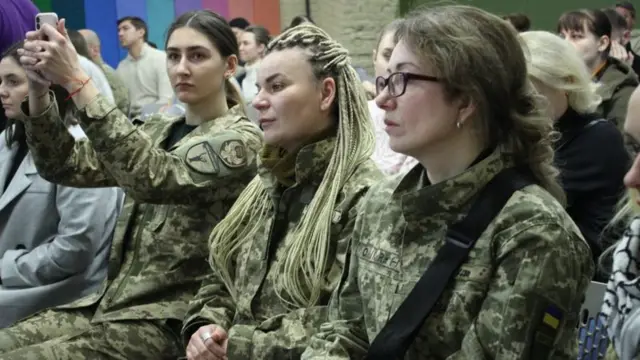 Украинские женщины-военнослужащие
