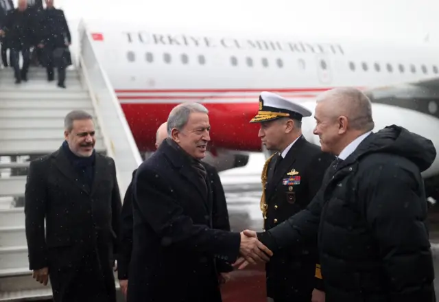 Akar ve Fidan
