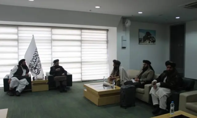 وزیر انرژی و آب طالبان در راه ازبکستان