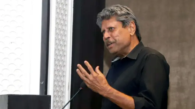 पूर्व क्रिकेट खिलाड़ी कपिल देव