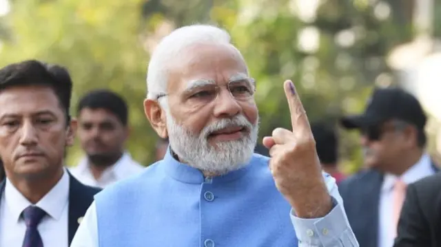 मोदी