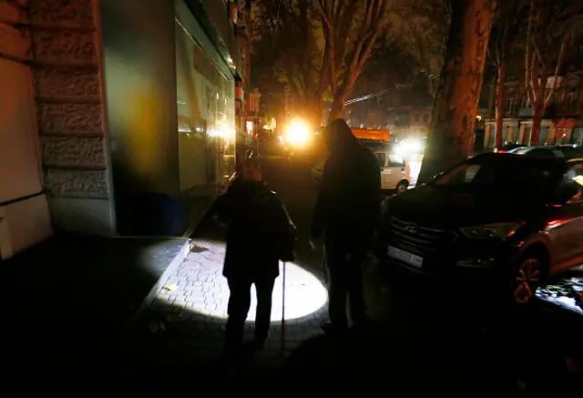 Одесситы уже начали привыкать к блэкаутам