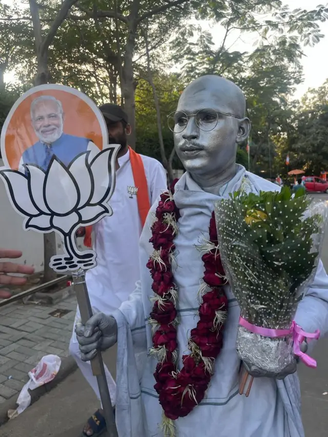ભાજપના કાર્યાલય કમલમ્ પર ભાજપની જીત બાદનું દૃશ્ય