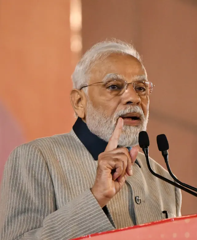 प्रधानमंत्री नरेंद्र मोदी