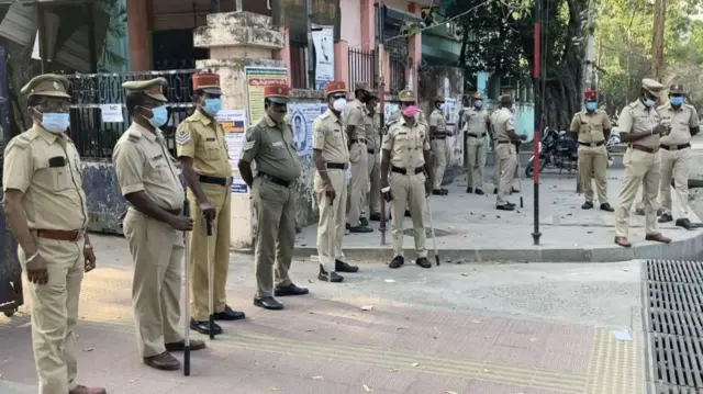 புதுச்சேரி மின் துறை போராட்டம்