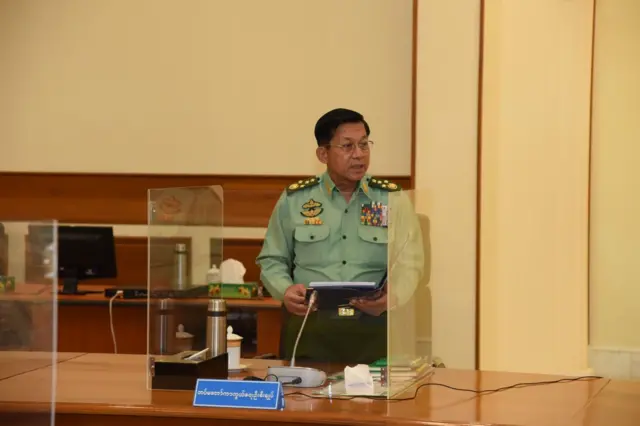 စစ်ခေါင်းဆောင်