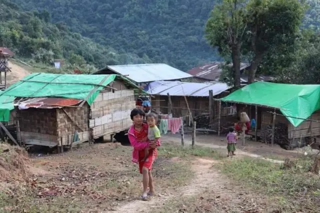 ဒီးမောဆို