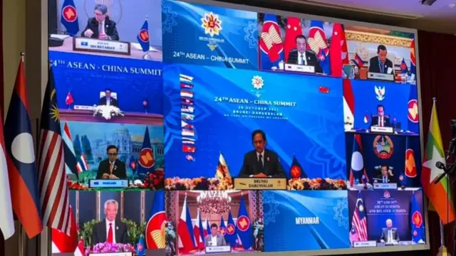 ပြီးခဲ့တဲ့နှစ် အောက်တိုဘာလကုန်ပိုင်းတုန်းက အာဆီယံခေါင်းဆောင်တွေ ဗီဒီယိုကနေတဆင့်တွေ့ဆုံဆွေးနွေးကြတဲ့ ထိပ်သီးဆွေးနွေပွဲမှာတော့ မြန်မာနေရာမှာ ကိုယ်စားပြုပါဝင်သူမဲ့နေ