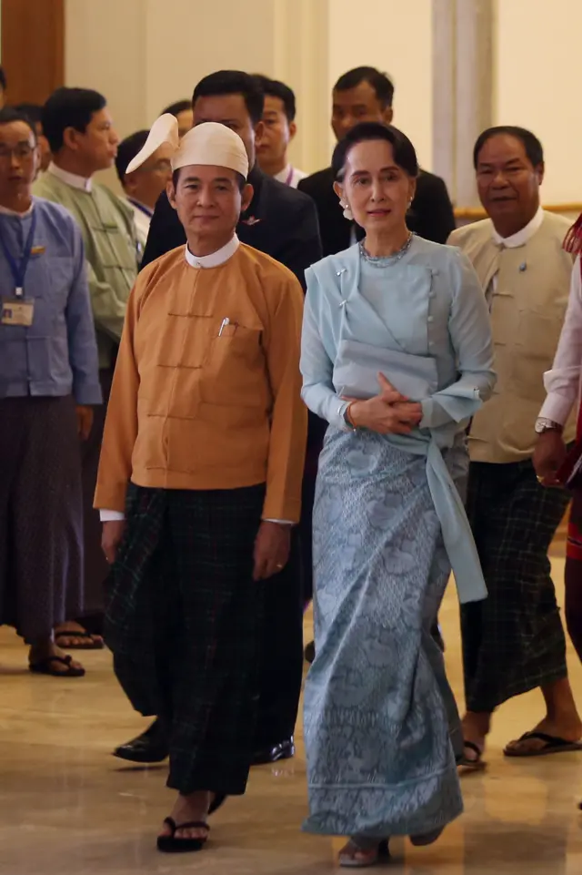 အတိုင်ပင်ခံနဲ့သမ္မတ