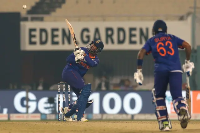 वेंकटेश अय्यर ने छक्का मार कर जीत दिलाई, INDvsWI
