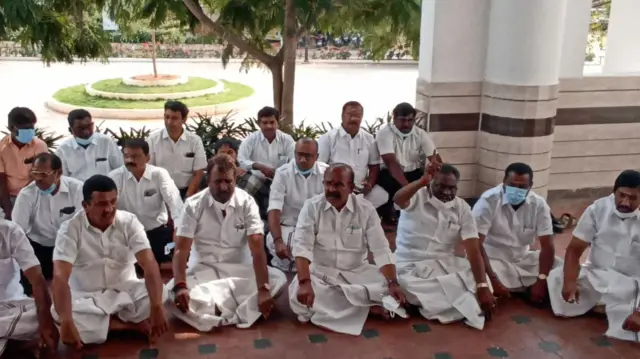 எஸ்.பி.வேலுமணி