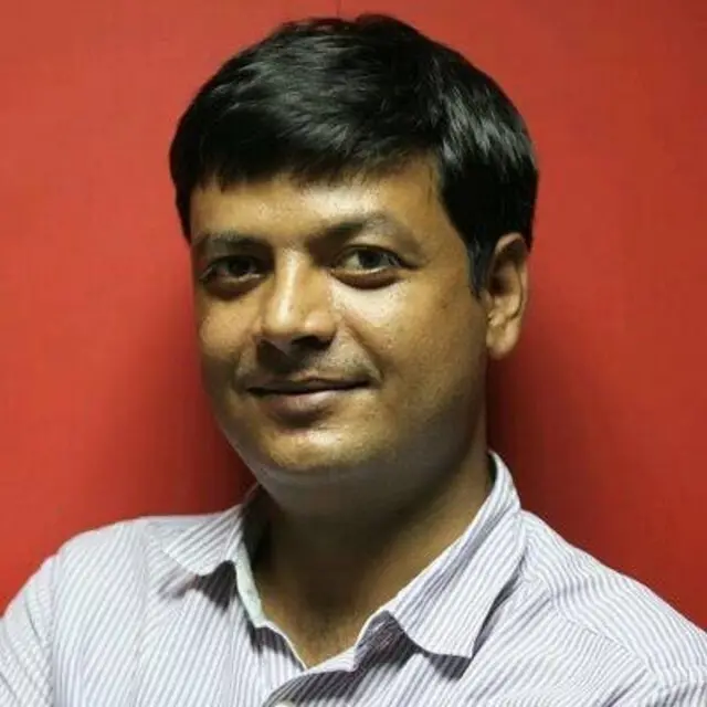 रवीश तिवारी