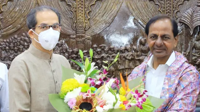 उद्धव ठाकरे और केसीआर