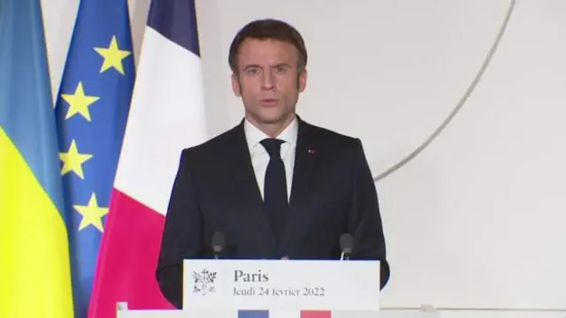 माक्रोँ