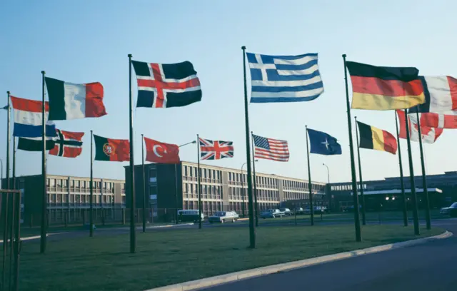 Alaabaa biyyoota miseensa NATO