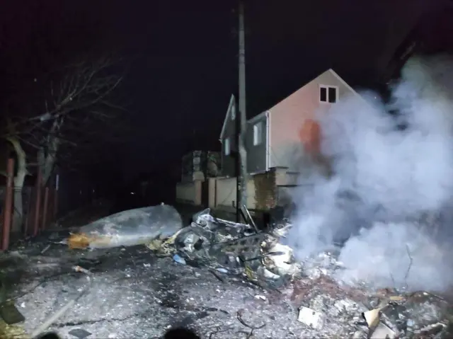 обломки самолета на Садовой