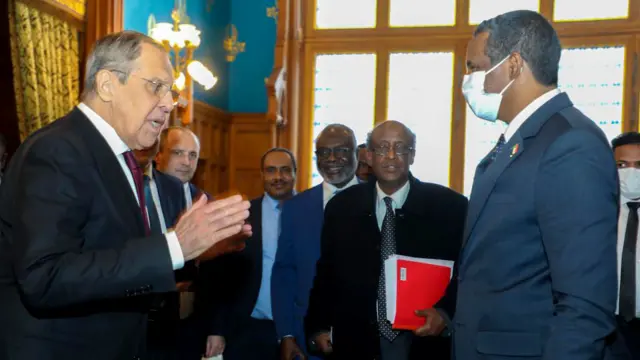 دقلو