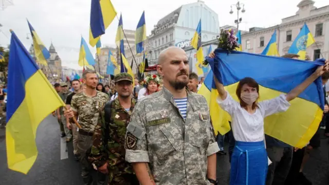 Why Russia dey attack Ukraine?