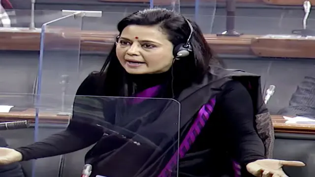 महुआ मोइत्रा
