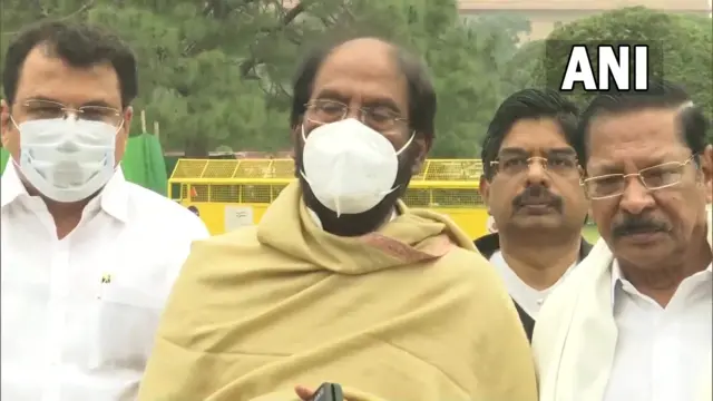 நீட் விலக்கு - எம்.பிக்கள் வெளி நடப்பு