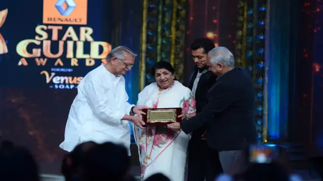 लता मंगेशकर