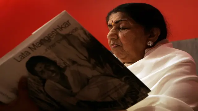 लता मंगेशकर