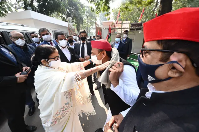 ममता बनर्जी और अखिलेश यादव