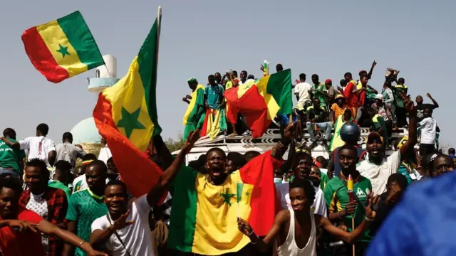 Senegal fans celebrate AFCON21 win