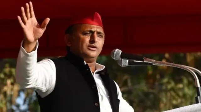 अखिलेश यादव