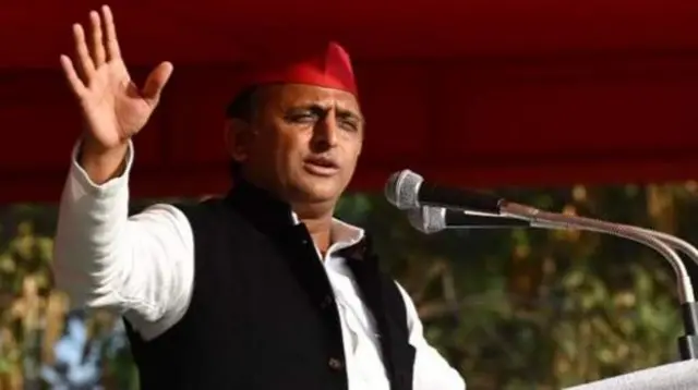अखिलेश यादव