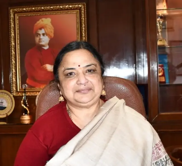 शांतिश्री धुलिपुड़ि पंडित