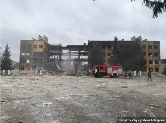 মিসাইল হামলা